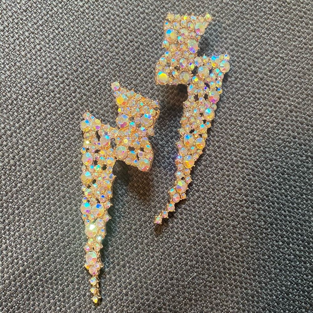 IRIDESCENT LIGHTNING BOLT STATEMENT EARRINGS
